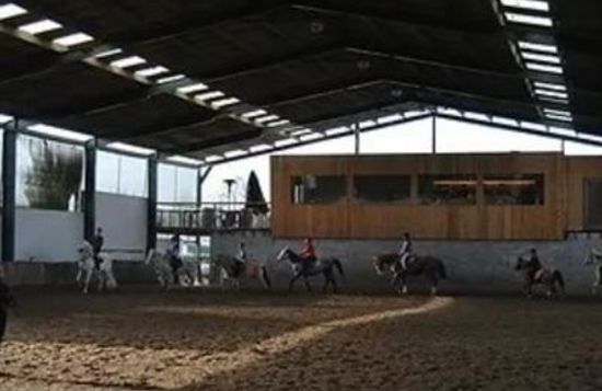 Manege Equibeach